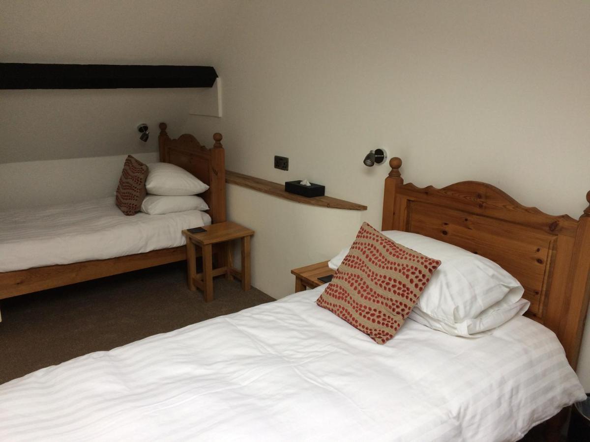 Burcott Mill Guesthouse Wells Exteriör bild