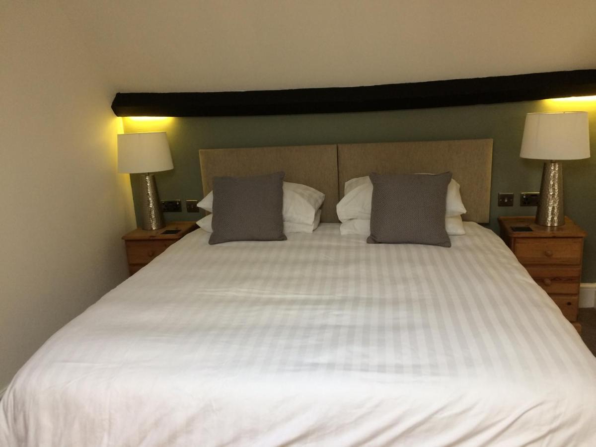 Burcott Mill Guesthouse Wells Exteriör bild