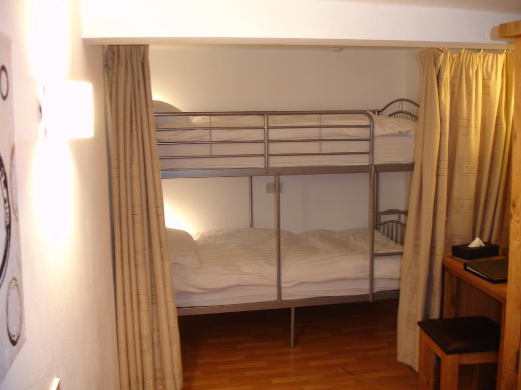 Burcott Mill Guesthouse Wells Rum bild